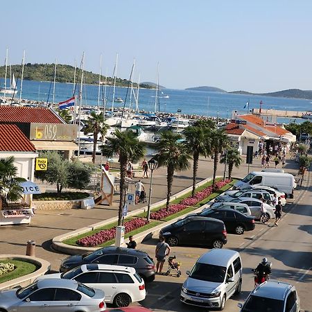 Apartments Centar Vodice Exteriör bild