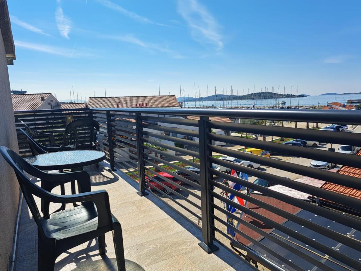 Apartments Centar Vodice Exteriör bild