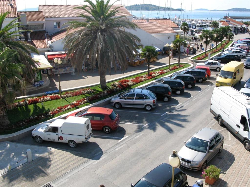 Apartments Centar Vodice Exteriör bild